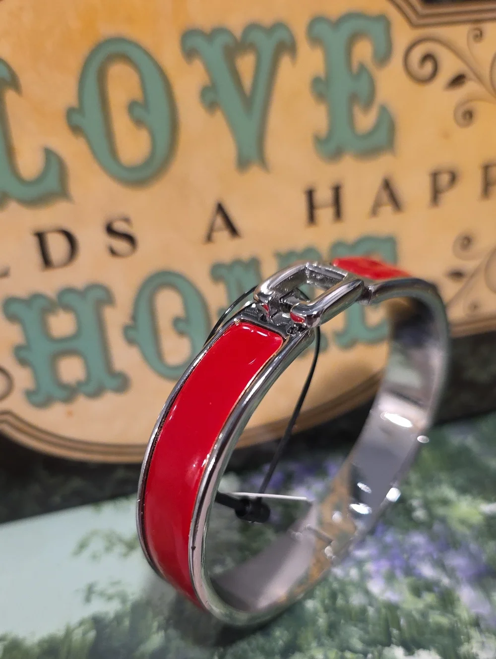 N/A stylish red